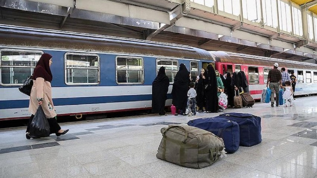 کاهش تردد قطارهای مسافربری به مشهد هنوز ابلاغ نشده است