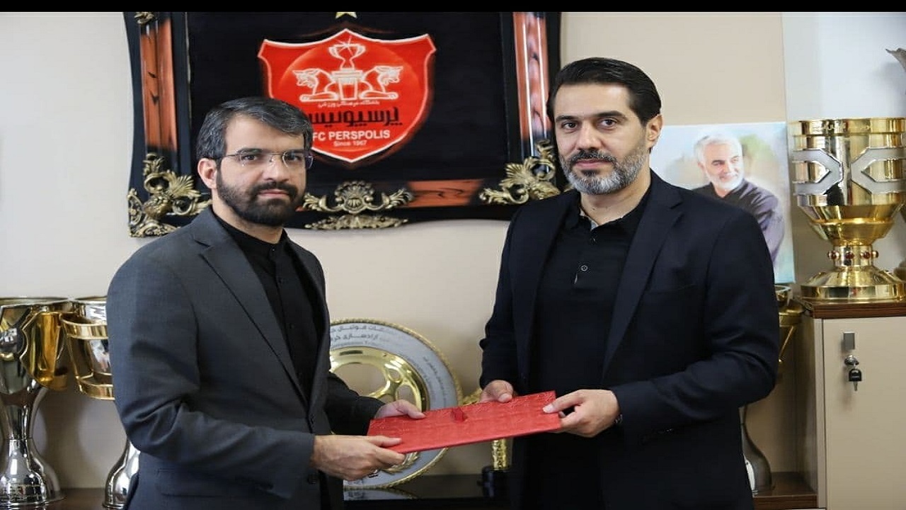 افشین پیروانی با پرسپولیس ۲ ساله تمدید کرد
