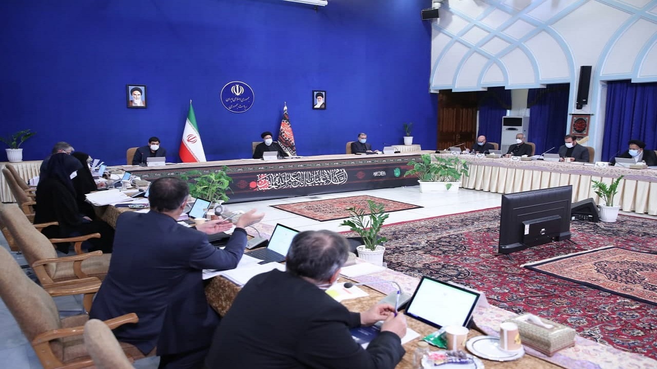 اصلاح اساسنامه سازمان صنایع کوچک و شهرک‌های صنعتی ایران در دولت/ آیین نامه اجرایی بیمه بیکاری اصحاب فرهنگ، هنر و رسانه اصلاح شد
