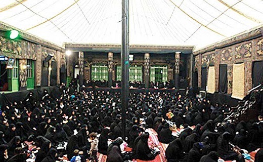 نگاهی به آیین های عزاداری ماه محرم در قم / از چاووشی&zwnj;&zwnj;خوانی تا مشق شمشیر