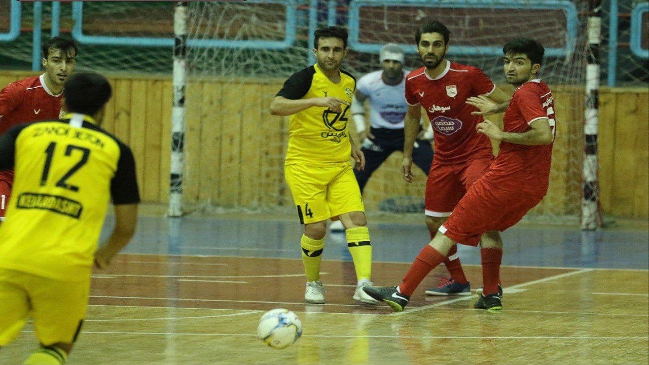 پیروزی زندی بتن و شکست شهروند در لیگ برتر فوتسال