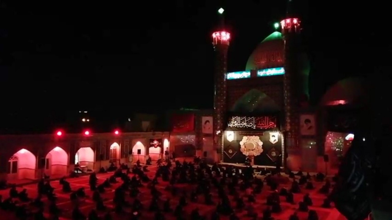 برگزاری عزاداری شب هفتم محرم در امامزاده سید حمزه (ع) کاشمر + فیلم