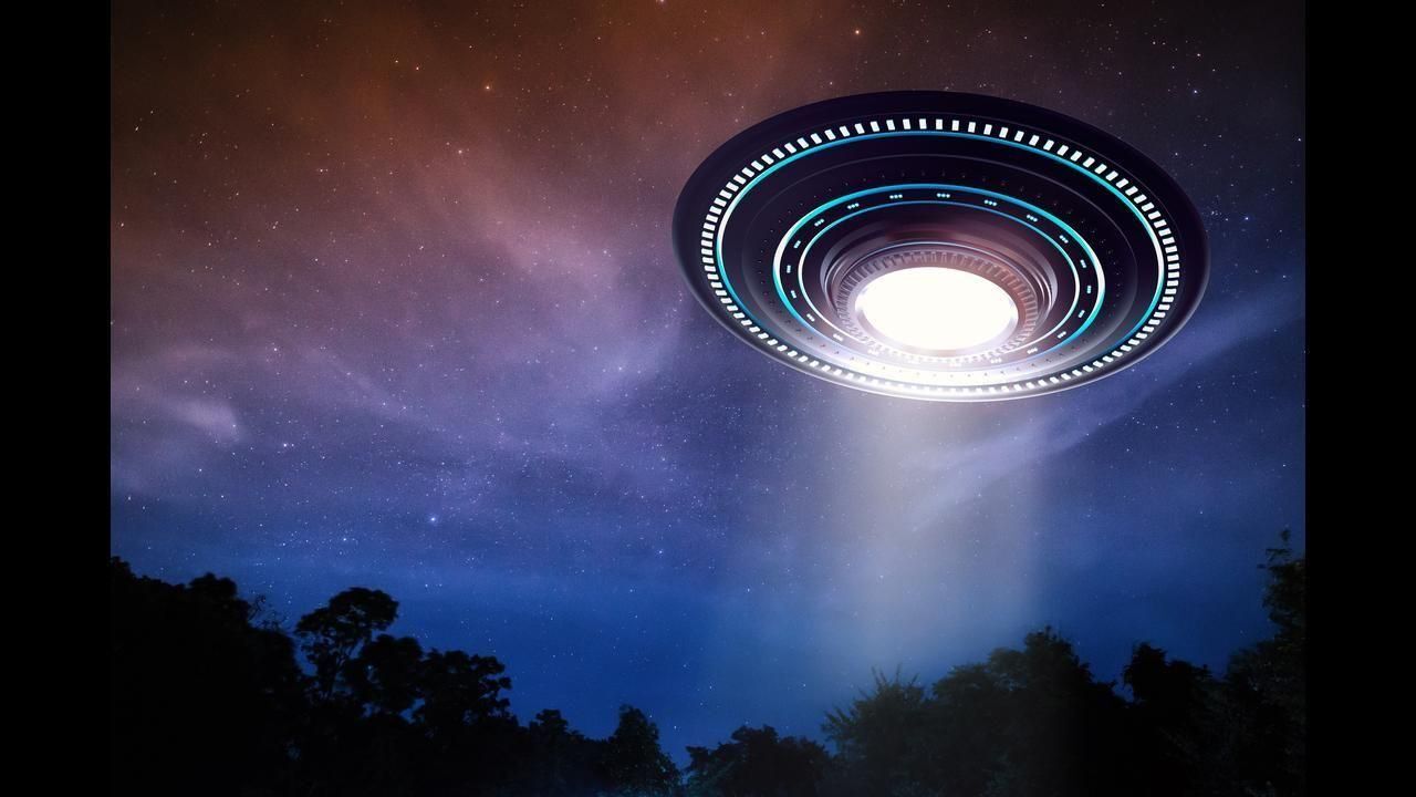 آیا مطالعه UFO‌ها می‌تواند چشم‌انداز‌های دانش و پیشرفت بشری را تغییر دهد؟