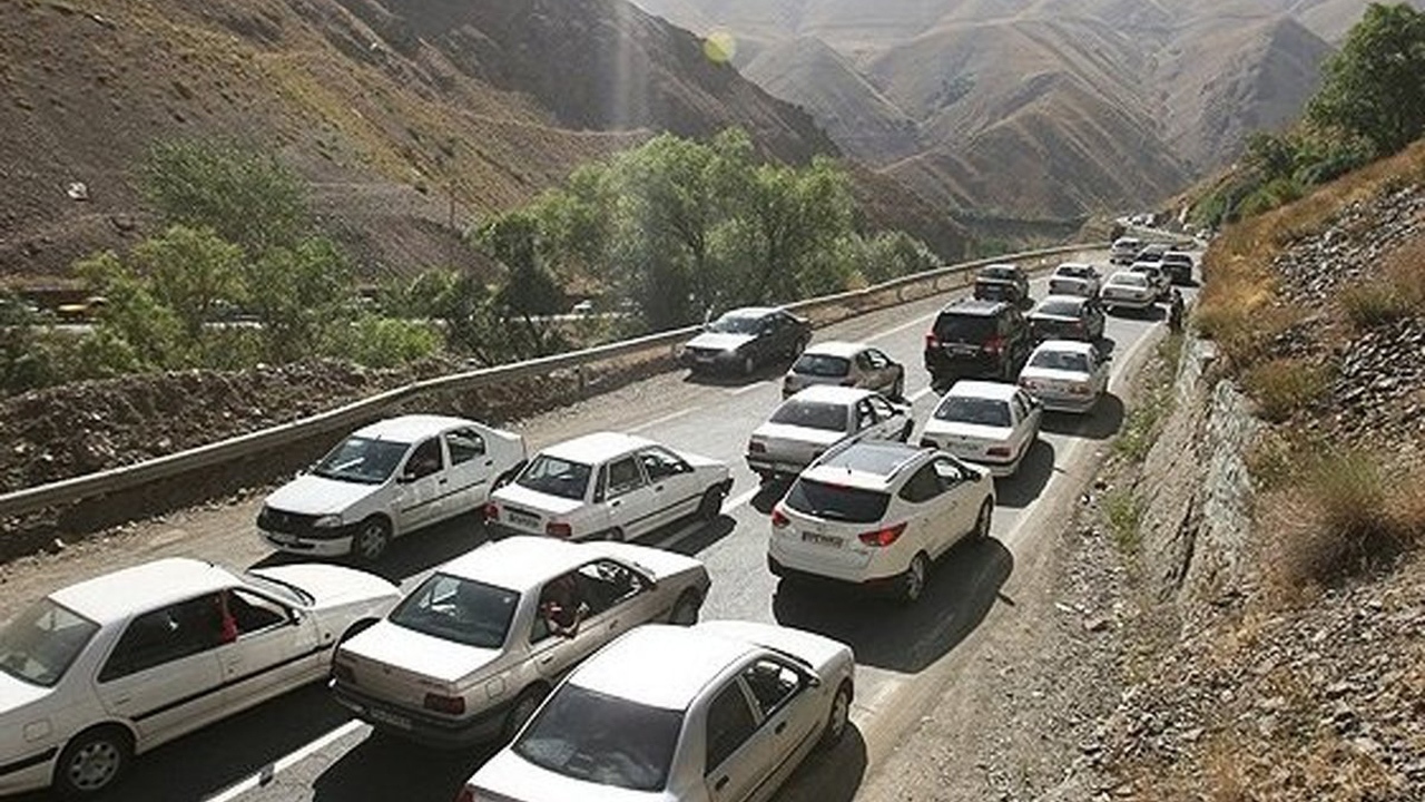 آخرین وضعیت ترافیکی جاده‌های کشور/ ترافیک در محور هراز سنگین است