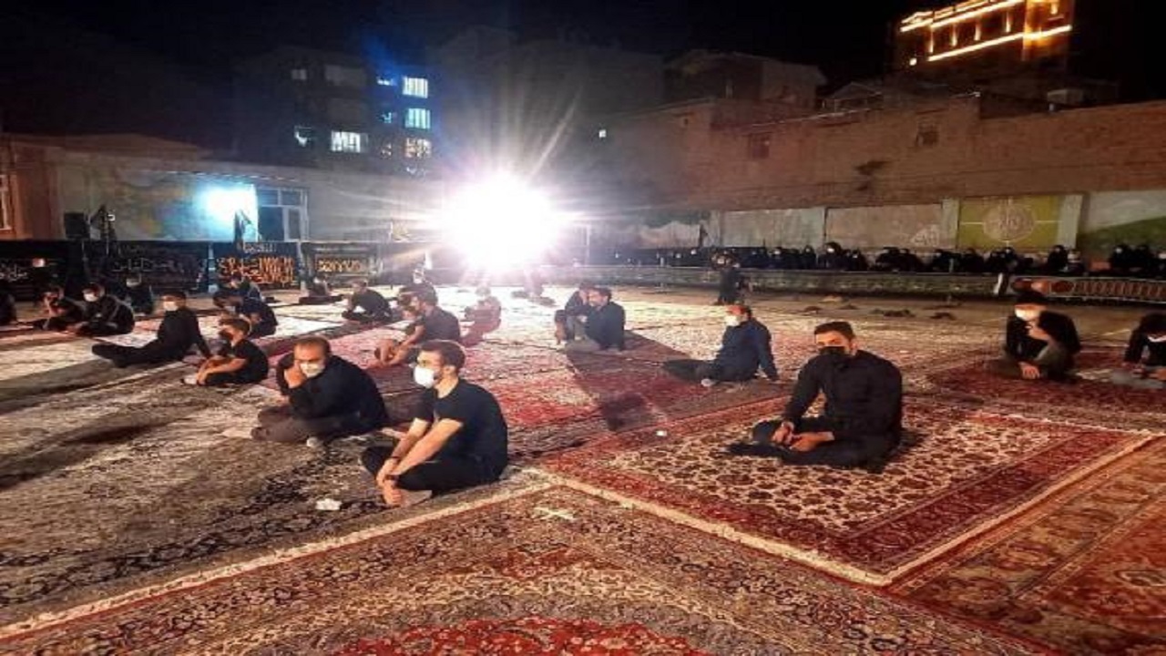 عزاداری جوانان مومن نهاوندی به یاد امام حسین (ع)