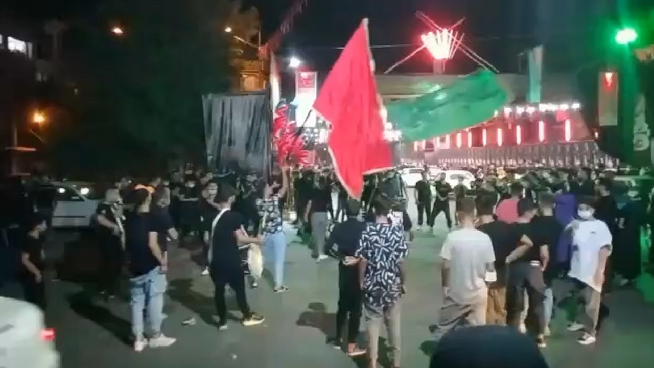 دمام زنی شب تاسوعای حسینی در کرج + فیلم