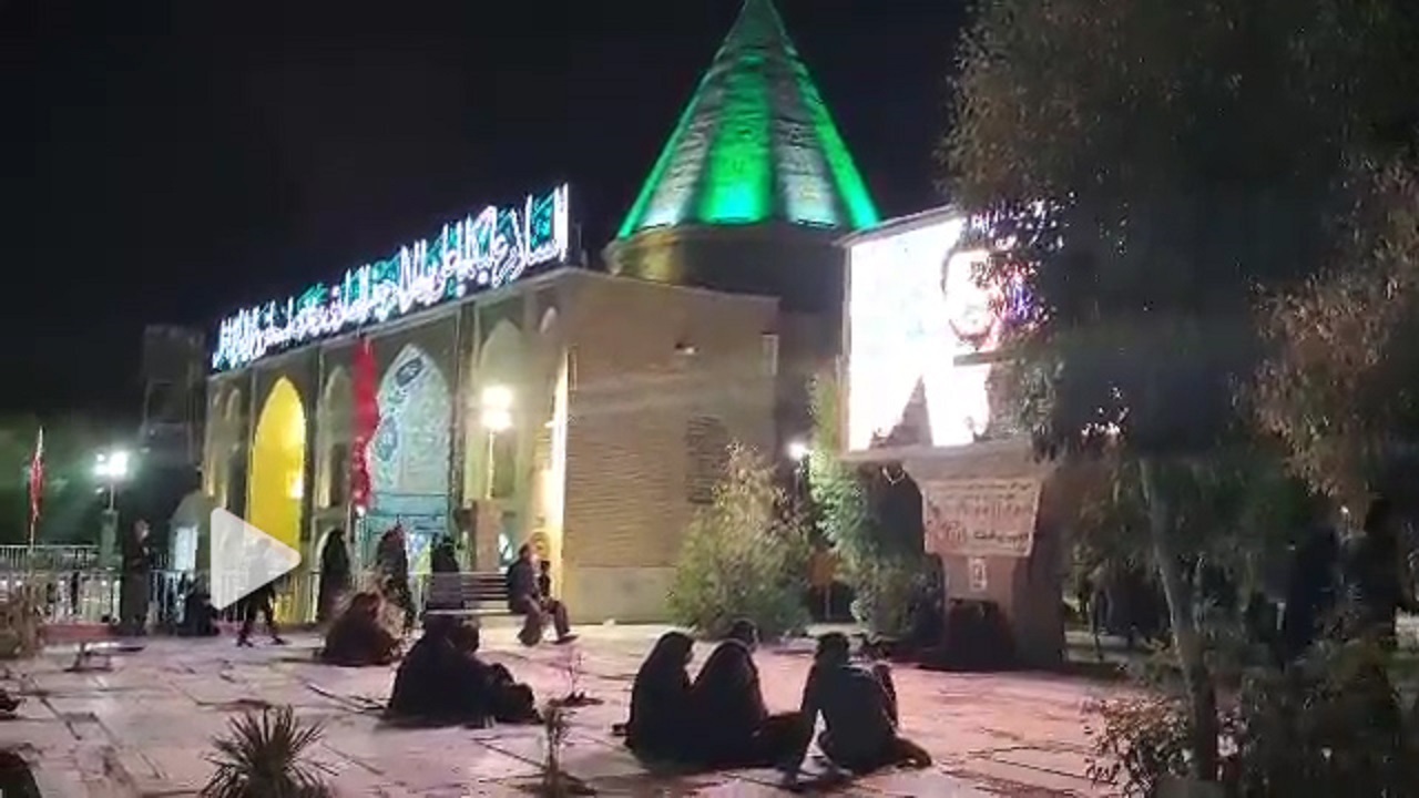 عزاداری عاشقان حسینی در گلزار شهدای قم + فیلم