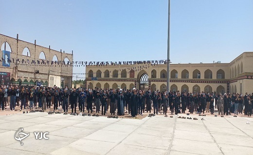 اقامه نماز ظهر عاشورا در خراسان جنوبی + تصاویر