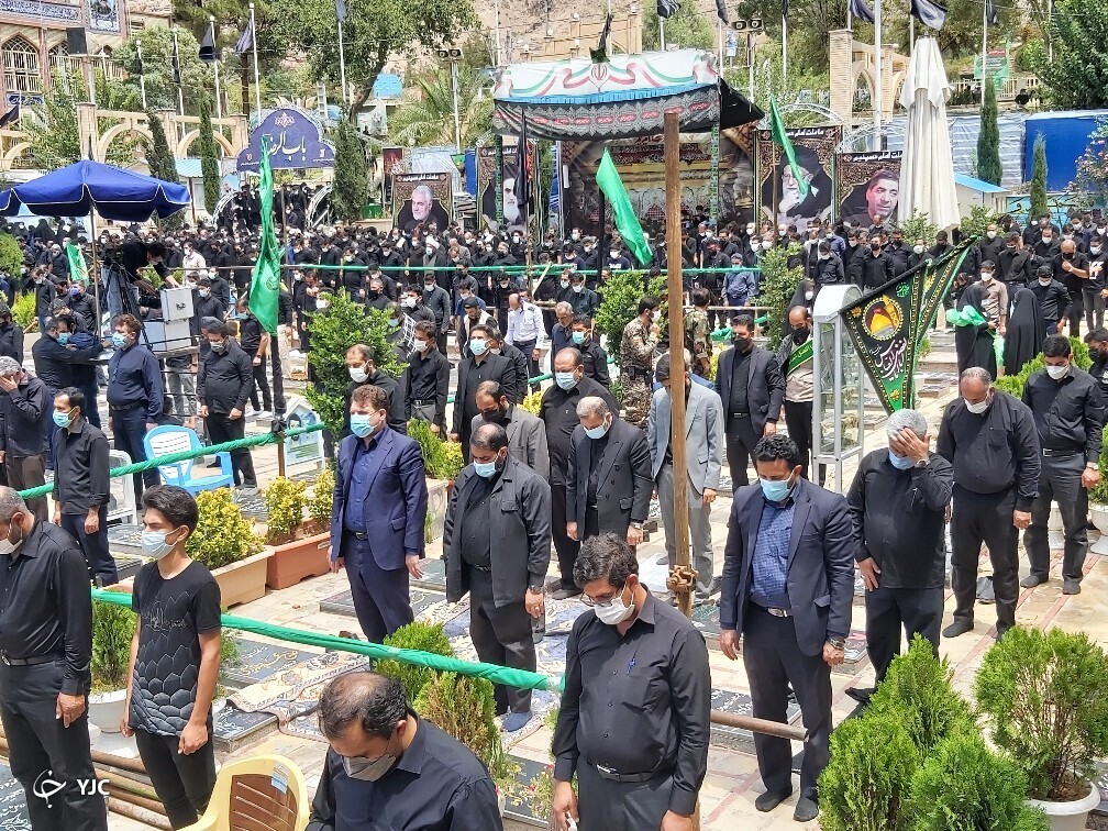 نماز ظهر عاشورا گلزار شهدای کرمان 
