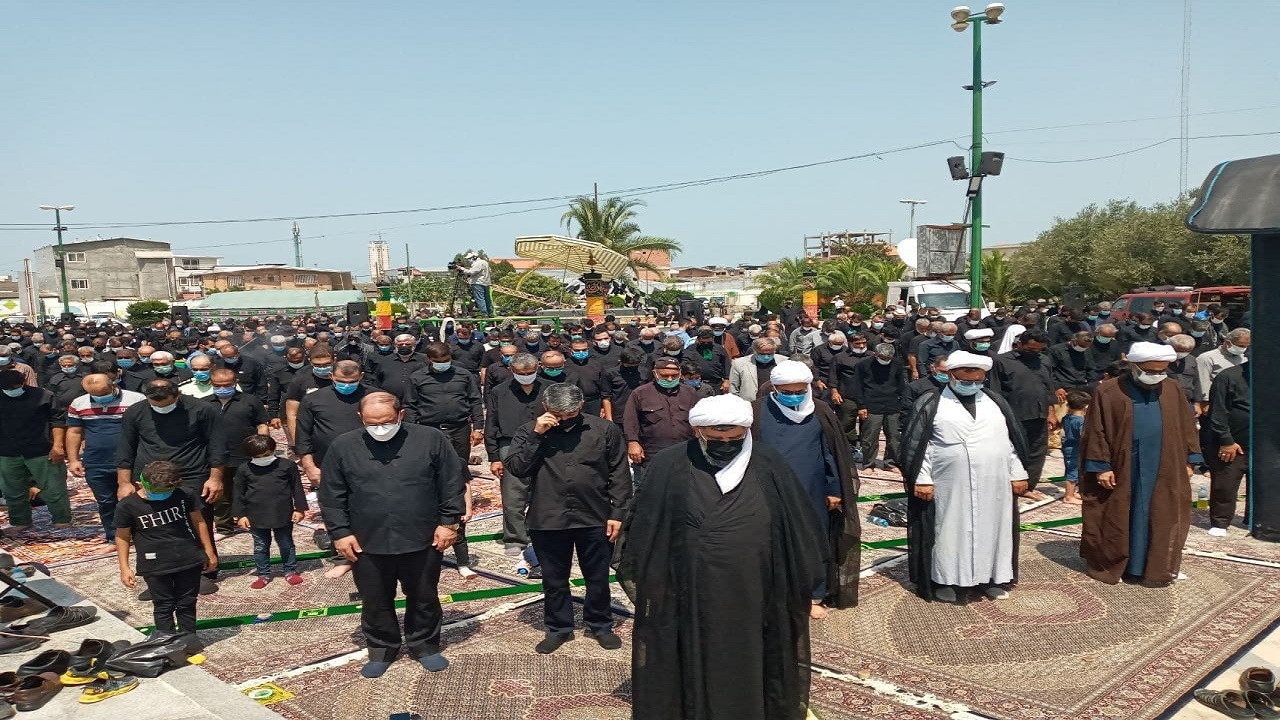 اقامه نماز ظهر عاشورا در مازندران