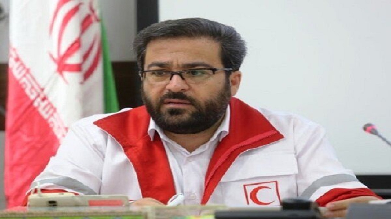 نیاز روزانه به ۳۰۰ کپسول اکسیژن در قم / نفس هایی که به شماره می افتد
