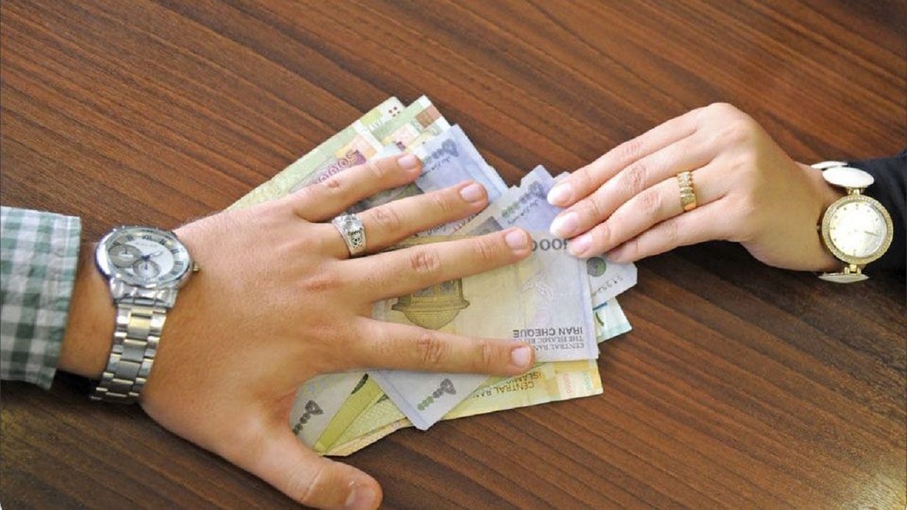 زن نسبت به نفقه حق مالکانه ندارد/ مجازات نپرداختن نفقه چیست؟