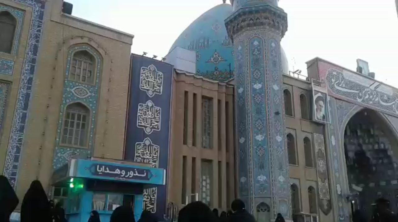 مراسم عزاداری عصر عاشورا در مسجد مقدس جمکران برگزار شد + فیلم