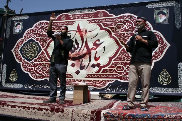 عزاداری و اقامه نماز ظهر عاشورا در کوی مزداگینه همدان