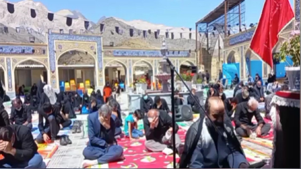 فیلمی از عزاداری مردم روستای طزره در روز عاشورا