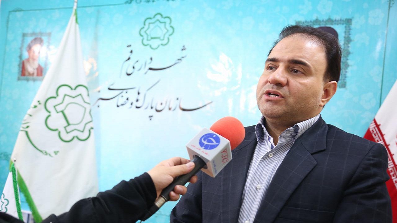 افزایش مبارزه با آفات نباتی فضای سبز قم با تشدید گرمای هوا و گردوغبار