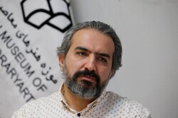 جریان حرفه&zwnj;ای نقد هنر در کشور نداریم/ حمایت از پژوهشگران وظیفه نهادهاست