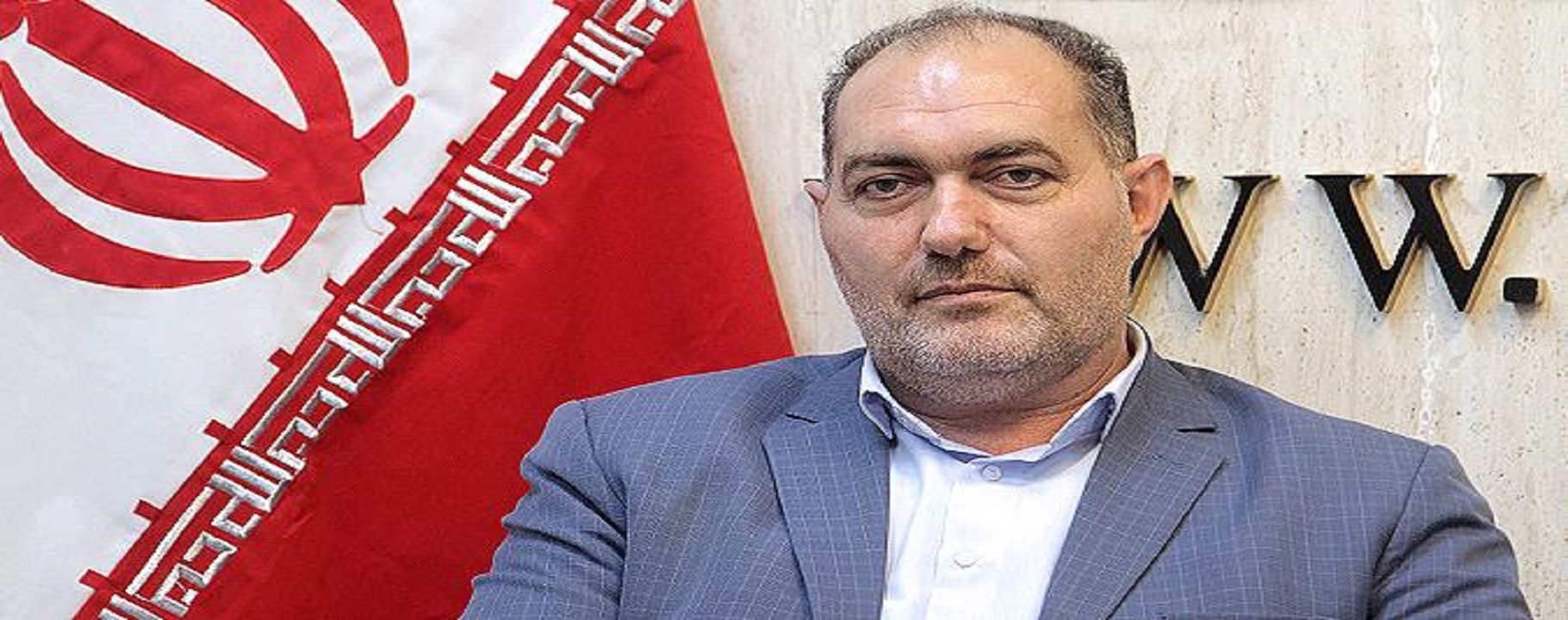 زارع پور در هیچ شبکه اجتماعی عضو نیست
