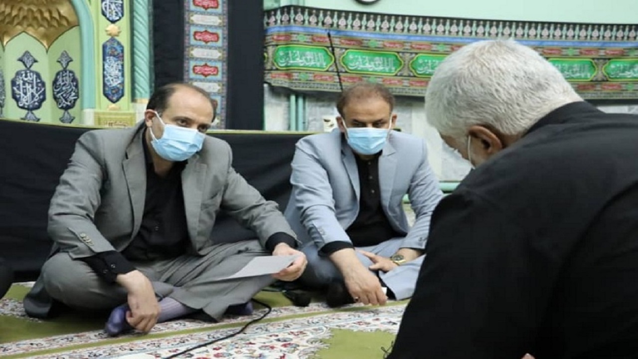 مدیرکل زندان‌های تهران با خانواده زندانیان نیازمند قزلحصار دیدار کرد