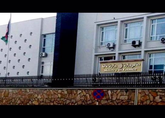 پس از شروع حکومت جدید، معاش کارمندان ملکی همانند گذشته پرداخت می شود