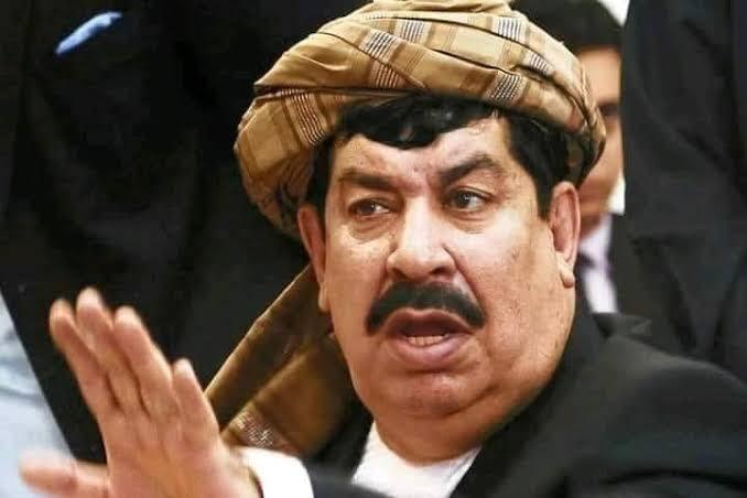 وزیر دولت اشرف غنی با طالبان بیعت کرد + ویدئو