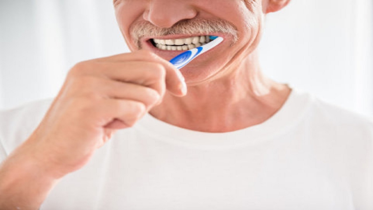 هشدار؛ بعد از صبحانه مسواک نزنید