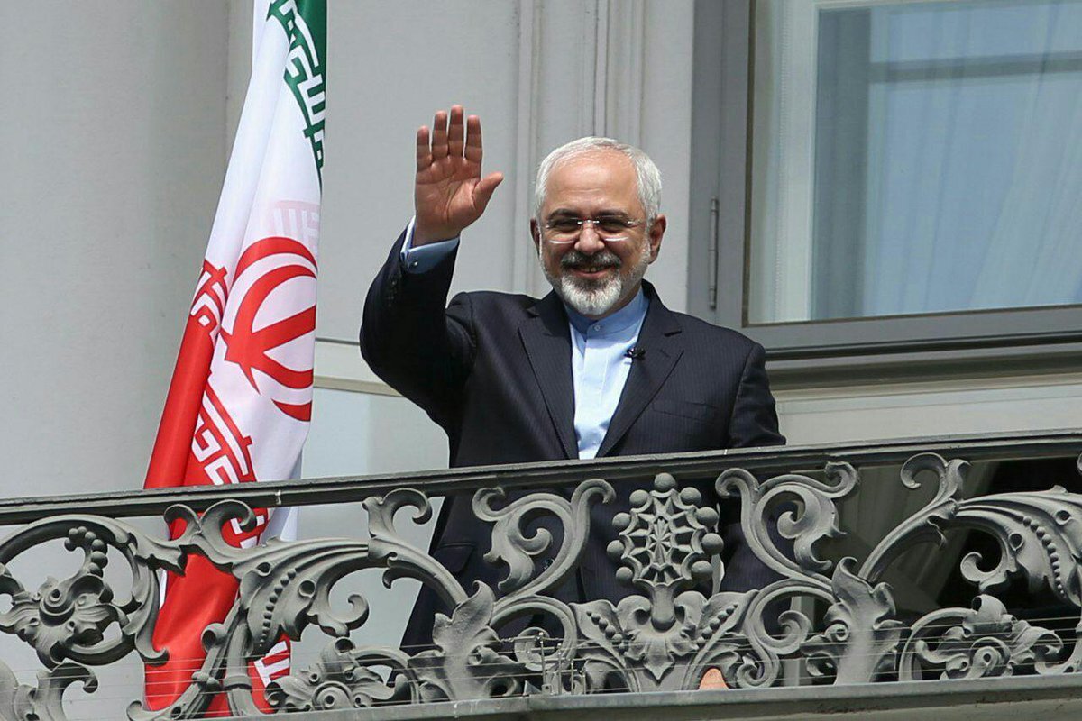 برای پاسداری از منافع ملی، همیشه نمی‌توانستم آن گونه که دوست داشتم سخن بگویم + فیلم