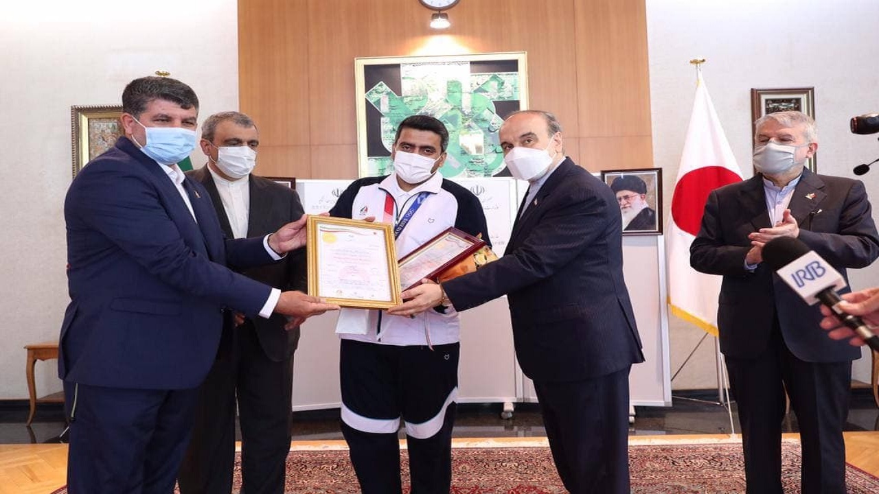 تقدیر از دادگر در پی کسب نخستین مدال تاریخ تیراندازی
