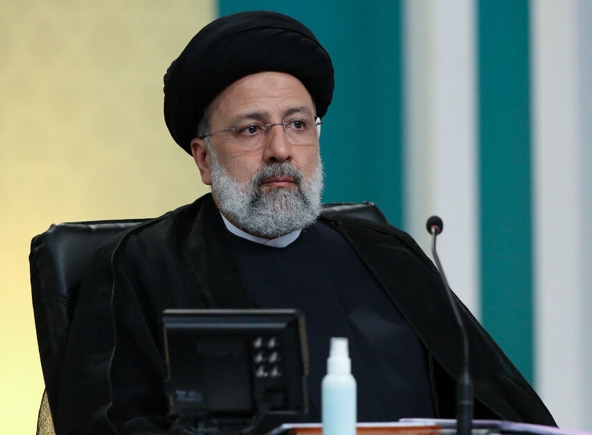 دست دلالان از بازار سیمان و فولاد قطع شود/ حل مشکلات و موانع ساخت انبوه مسکن بدون قطع کردن دست سوداگران امکان ندارد
