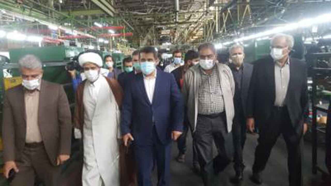 تشکیل کمیته ای برای بررسی مشکلات خودروسازان