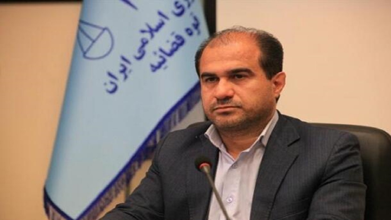 محکومیت وکیل متخلف به پرداخت جزای نقدی