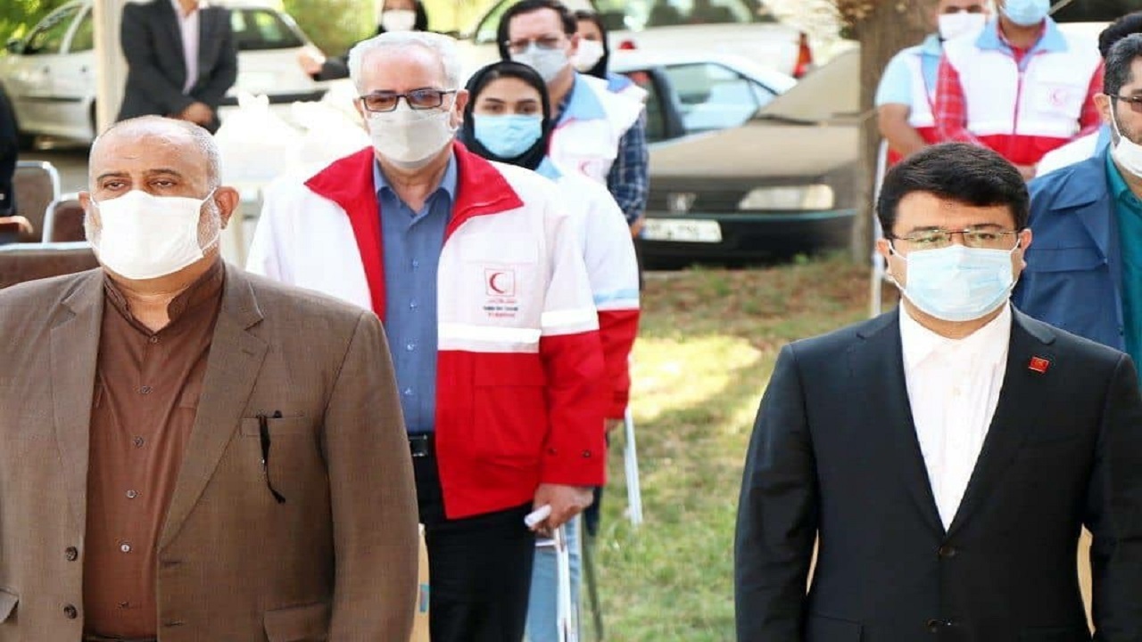 از ۴۹ زوج جوان هلال احمری در استان کرمانشاه تجلیل شد