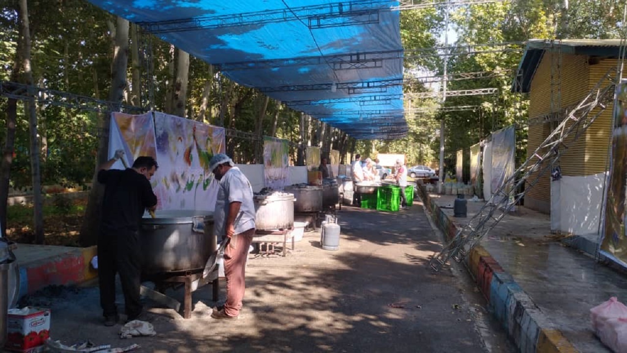 البرز پیشرو در دستگیری از مستمندان است