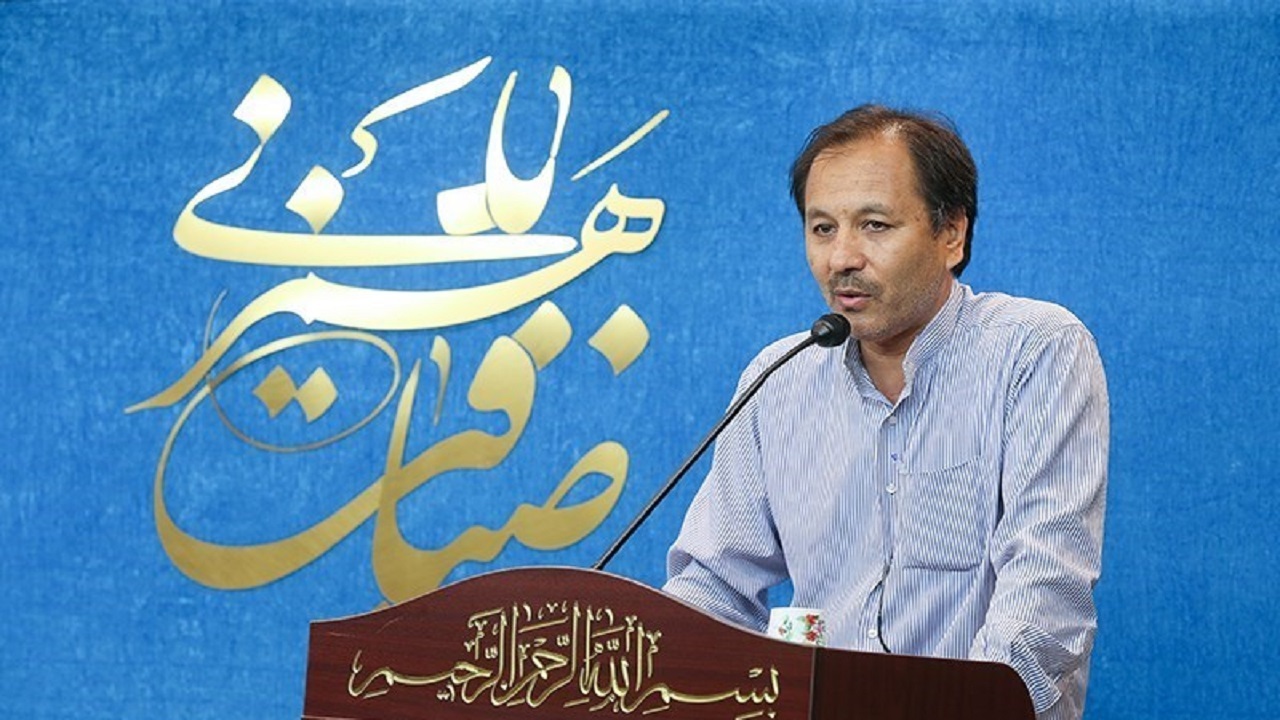 فیلمی از شعرخوانی «جان پدر کجاستی» با صدای مرحوم محمدسرور رجایی