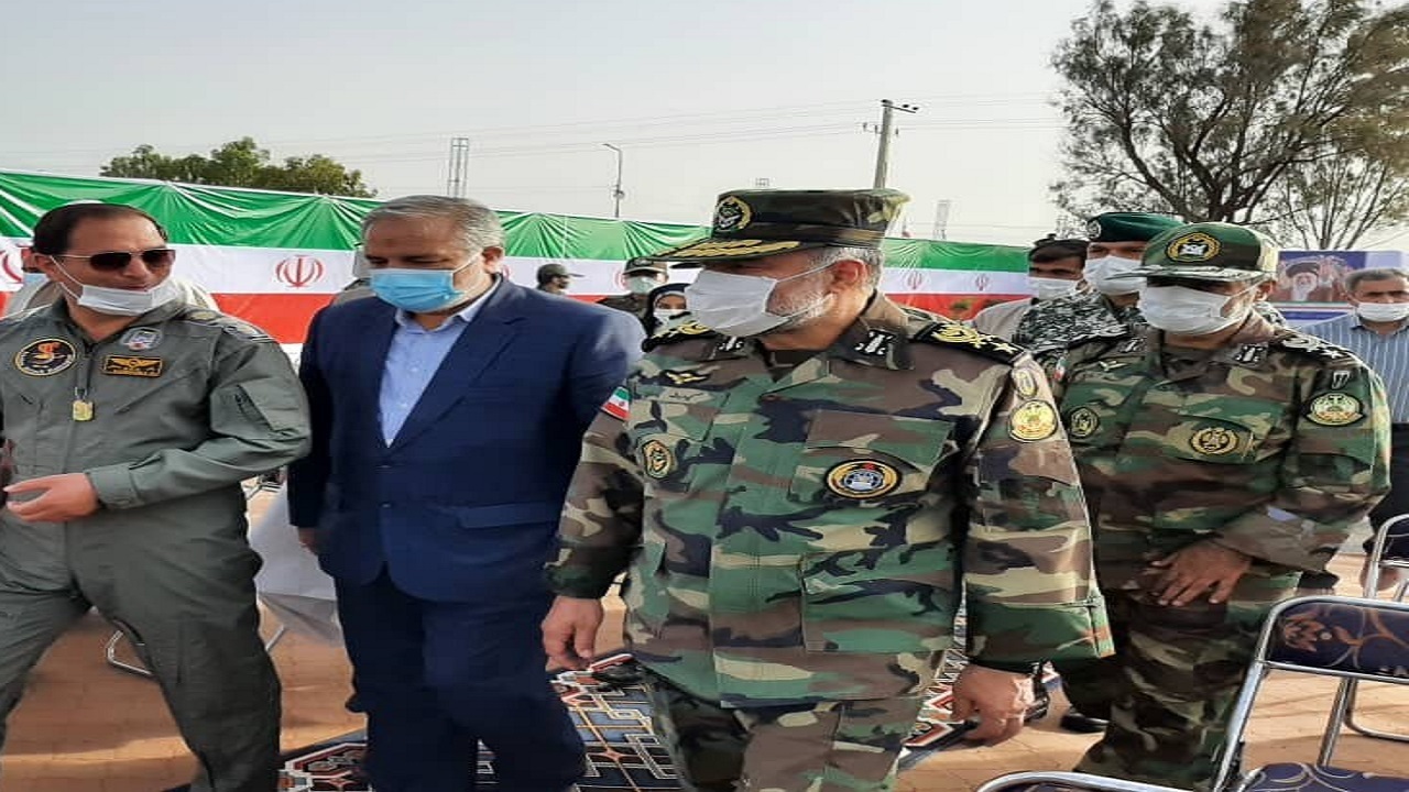 استاندار: ارتش نقش‌آفرین عرصه‌های سخت در سیستان و بلوچستان است
