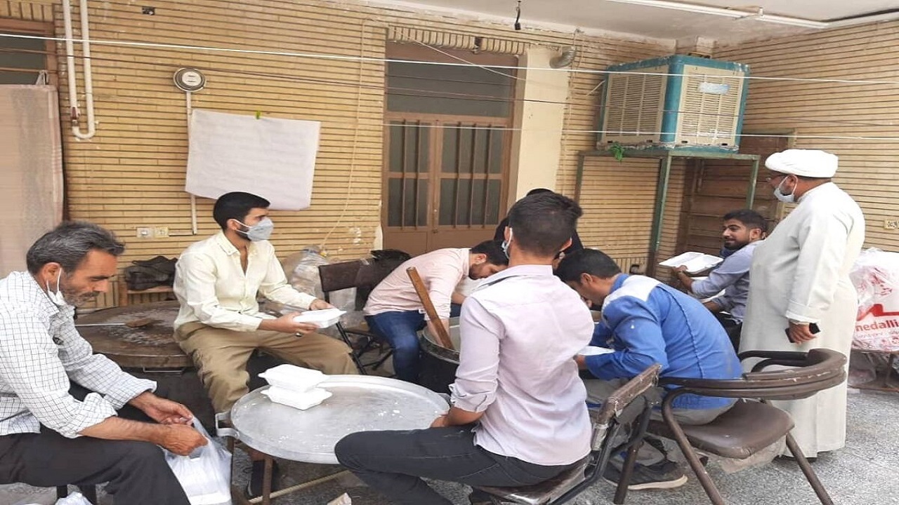 افزون‌بر ۱۱ هزار پرس غذای گرم در زاهدان طبخ و توزیع شد