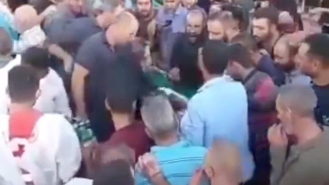 زنده شدن مُرده در مراسم خاکسپاری!
