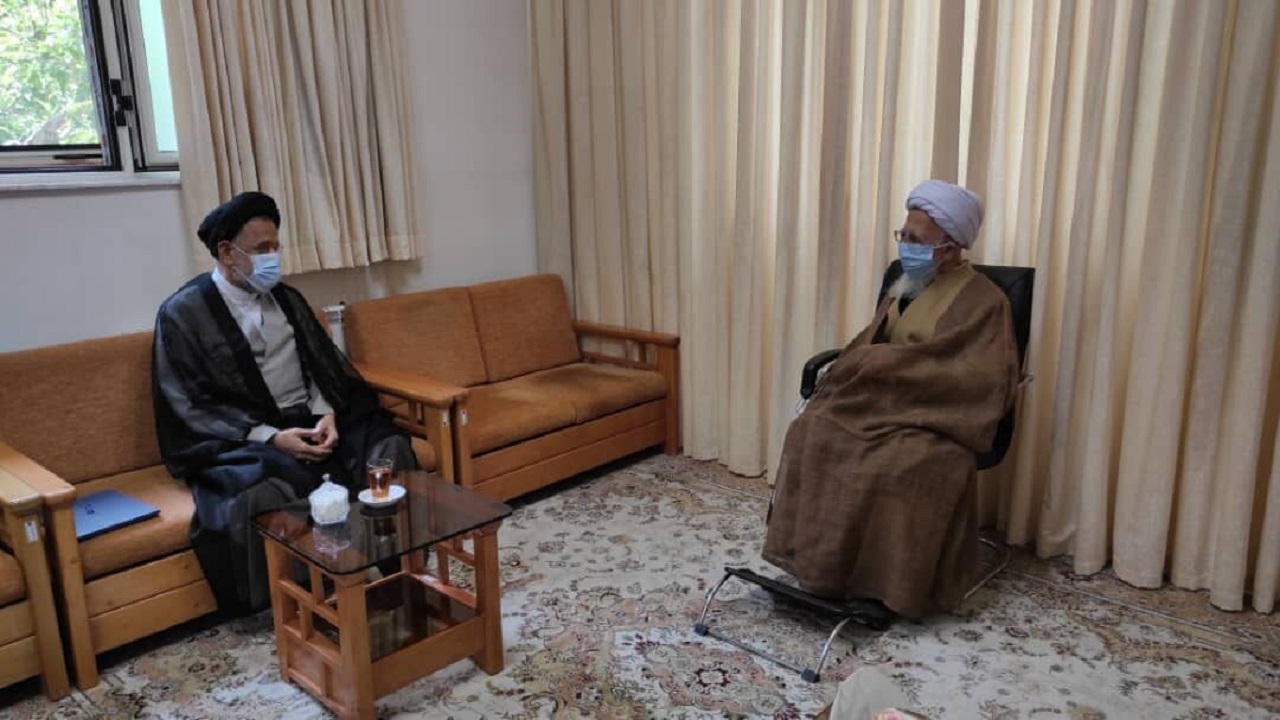 وزیر اطلاعات با آیت‌ الله جوادی آملی دیدار کرد