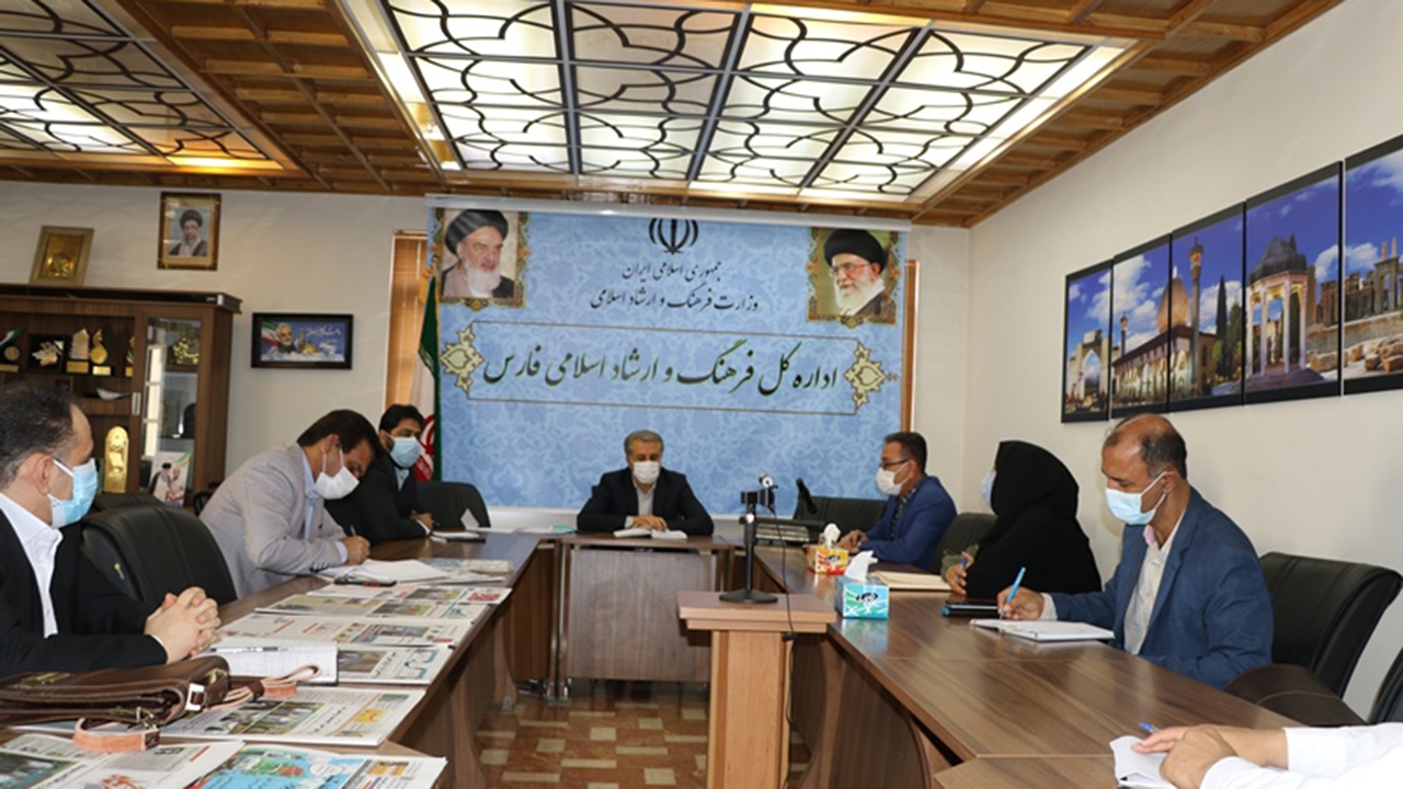 رفع محرومیت‌ها با توزیع عادلانه خدمات فرهنگی هنری در شهرستان‌ها