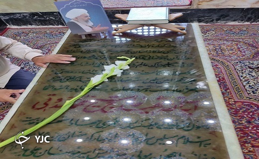 امامزاده سید جعفر محمد در یزد در سالروز ولادت امام کاظم(ع) امامزاده سید جعفر محمد در یزد در سالروز ولادت امام کاظم(ع)