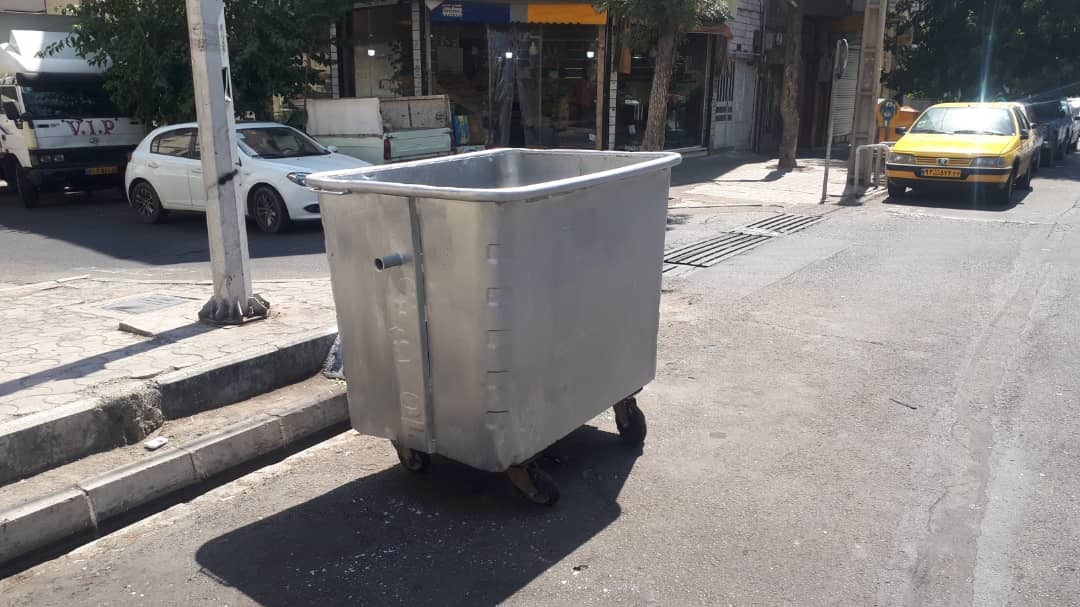 از ساخت مدرسه تا احداث اولین زمین چمن ویژه بانوان