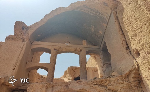 قلعه&zwnj;ای کم نظیر در دل روستایی بی نظیر