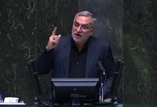 تا پایان بهمن امسال واکسیناسیون کرونا را تمام خواهیم کرد/ میزان تولید واکسن داخلی جوابگو نیست و ناچاریم وارد کنیم