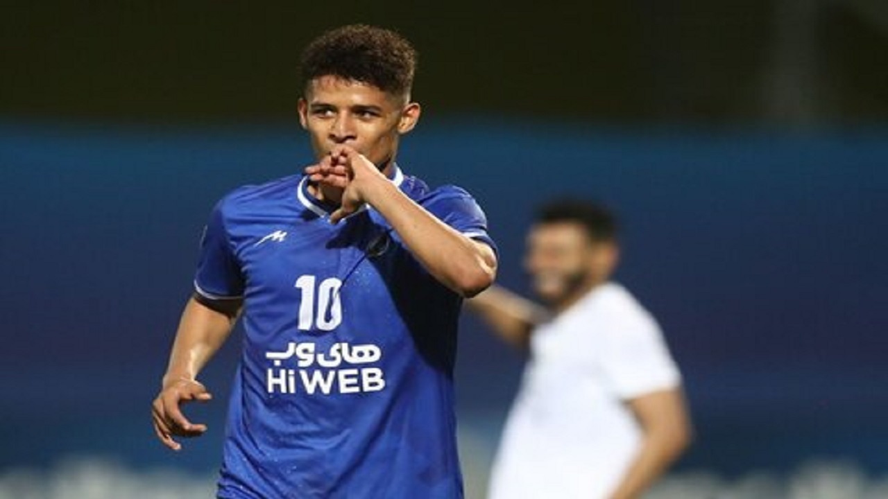 فروش قایدی صدای هواداران استقلال را درآورد