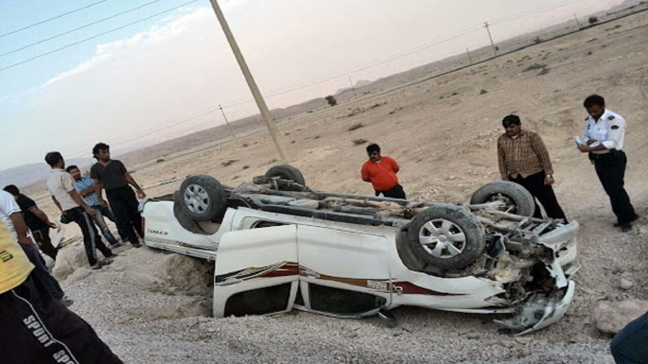 جان باختن یک نفر بر اثر واژگونی تویوتا هایلوکس در دشت آزادگان/ ۲ نفر مصدوم شدند