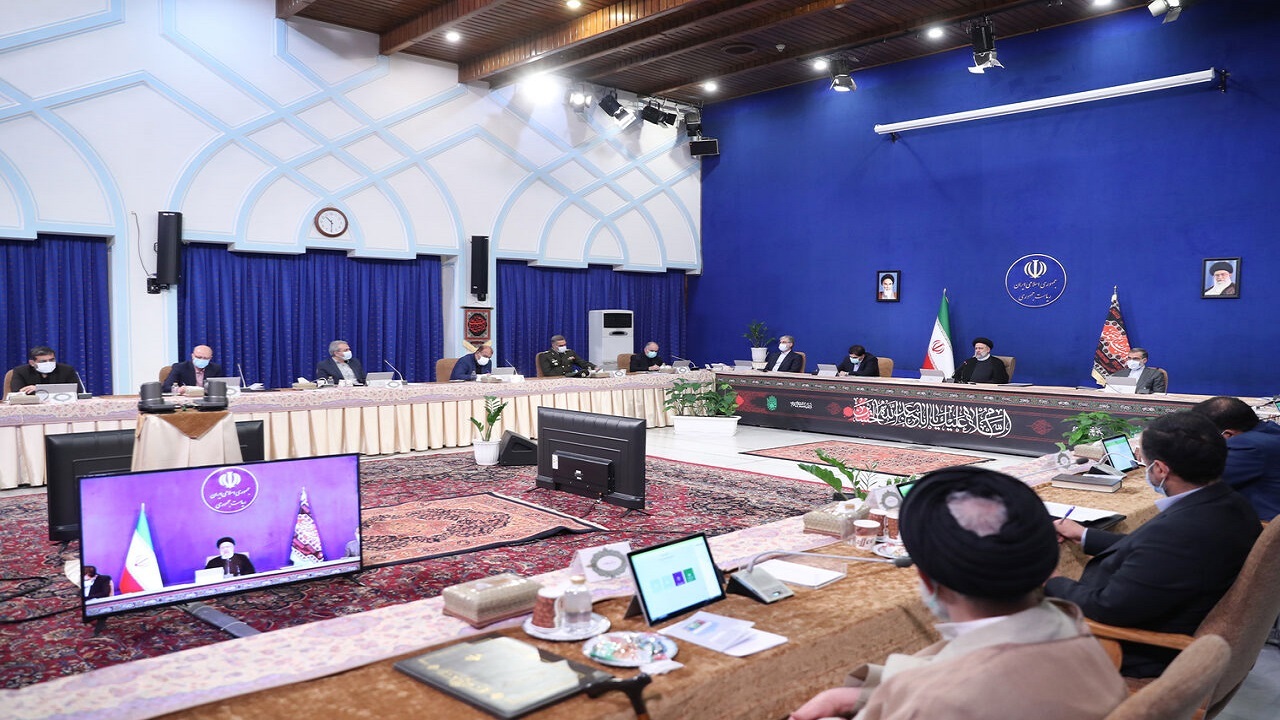 بازگشایی مراکز آموزشی منوط به رسیدن حدنصاب واکسیناسیون عمومی است/ نگرانی‌ها درباره ذخایر کالا‌های اساسی رفع شده است