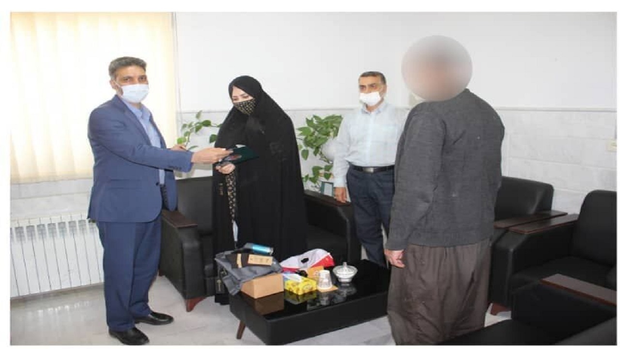 بانوان نیکوکار کاشانی سبب آزادی یک زندانی شدند