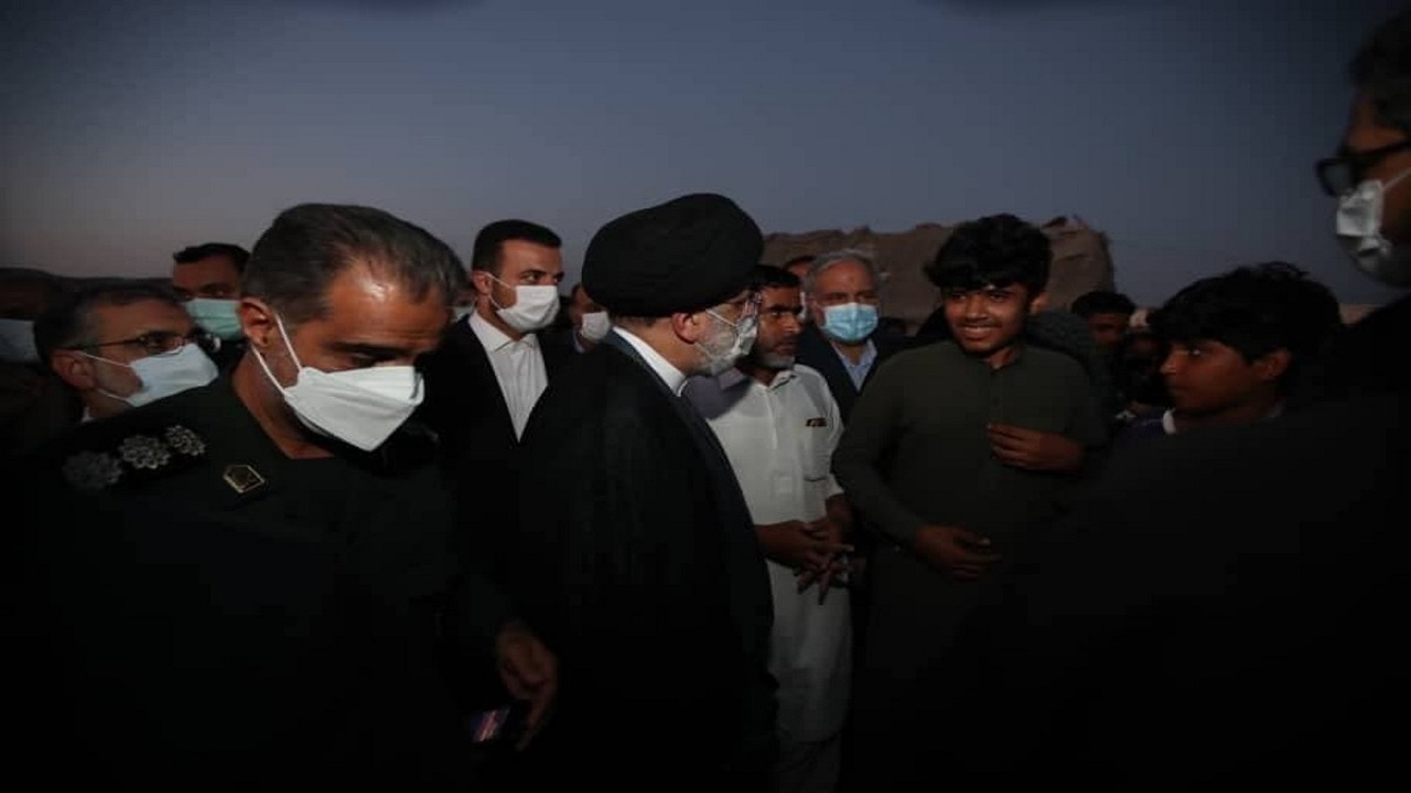 رئیس جمهور با حاشیه نشینان چابهاری دیدار کرد