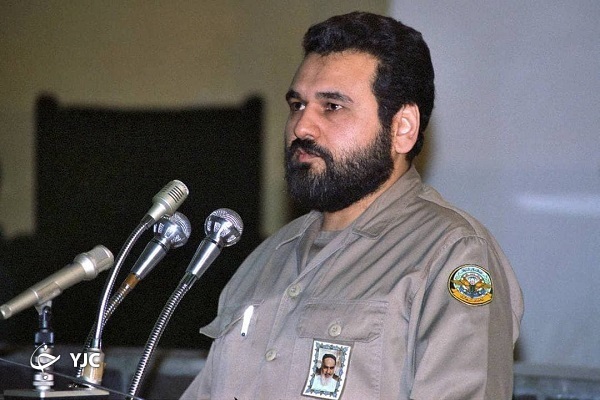 سرلشکر فیروزآبادی از ریاست هلال احمر تا ریاست ستاد کل نیروهای مسلح سرلشکر فیروزآبادی از ریاست هلال احمر تا ریاست ستاد کل نیروهای مسلح