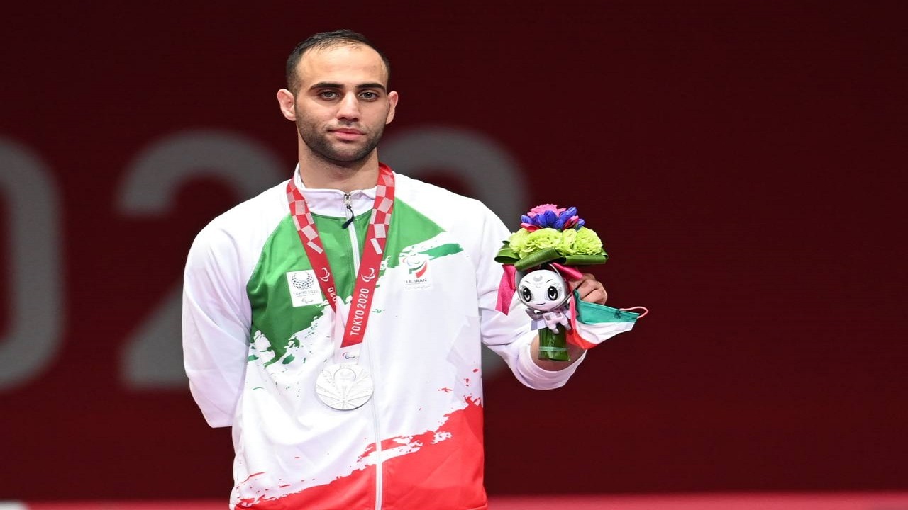 پور رهنما: به نفر اول جهان باختم